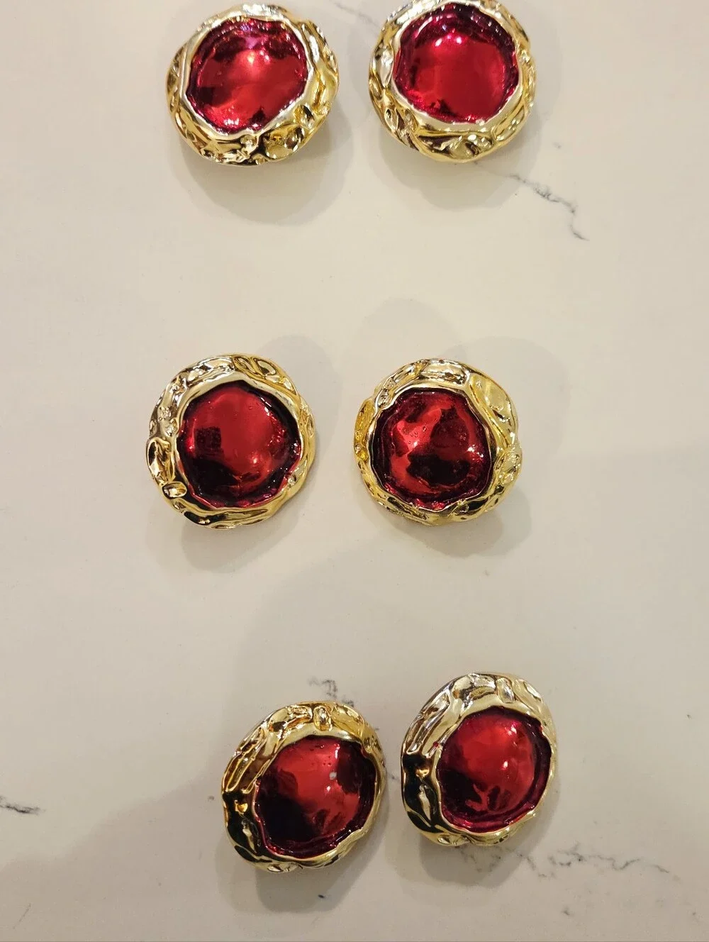 BOLD VTG DALESSIO Mixed Colors Shapes Red Gold Black Earrings Clip On 1980 Lot 8